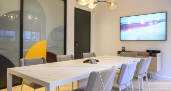 UN TRES BEAU BUREAU NEUF DISPONIBLE PARIS 17 SUR LA LIGNE DU TRAM DU PALAIS (copie)