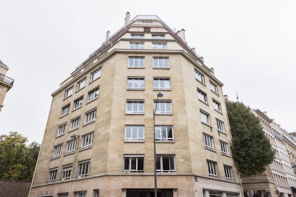 n-b-locaux-001.jpg